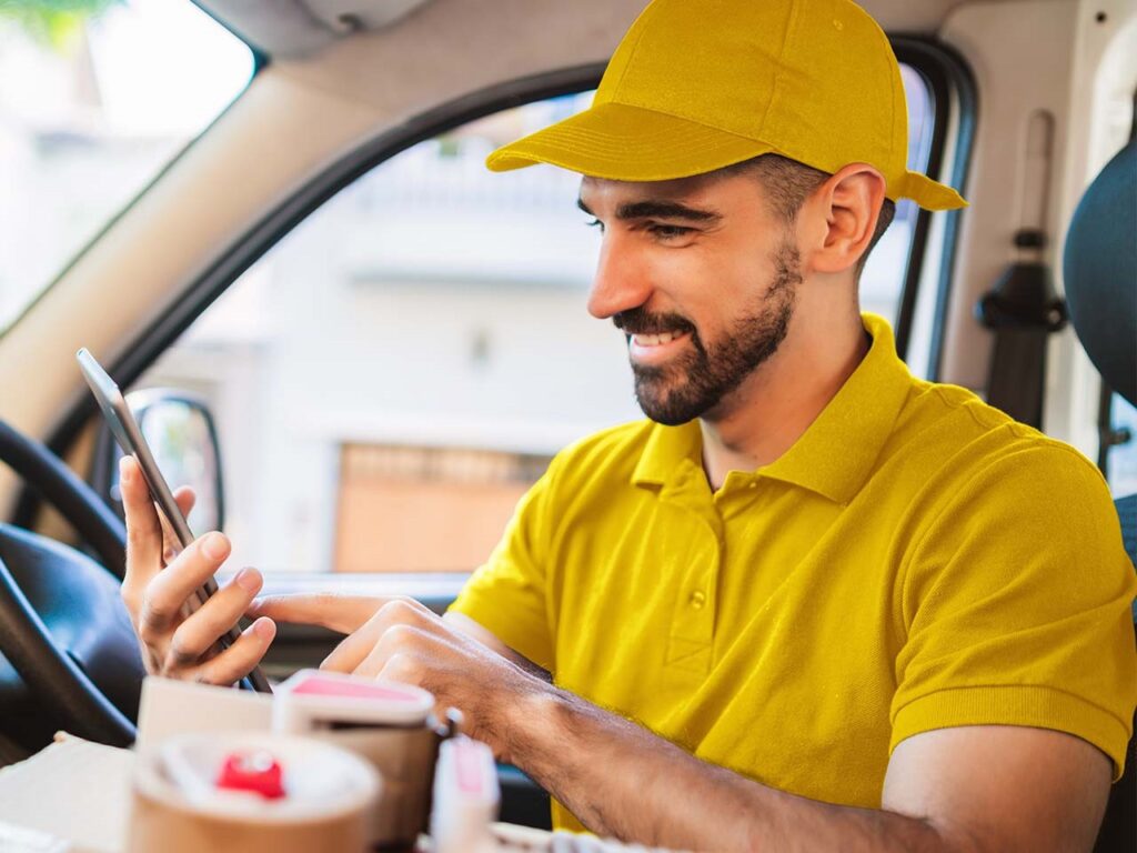 scopri-Autocontrollo-altri-veicoli-box-per-autocarro-e-furgone
