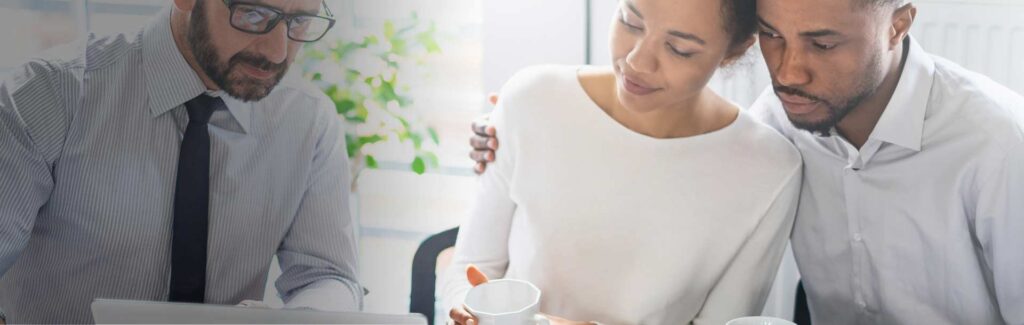 Gravidanza e parto: come funziona e cosa copre l'assicurazione